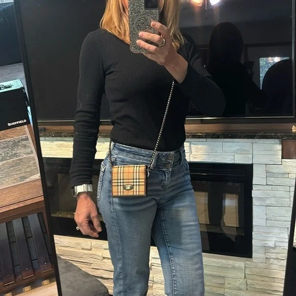 Burberry Bifold Kisslock Compact Wallet - EUC - Picture 14 of 14